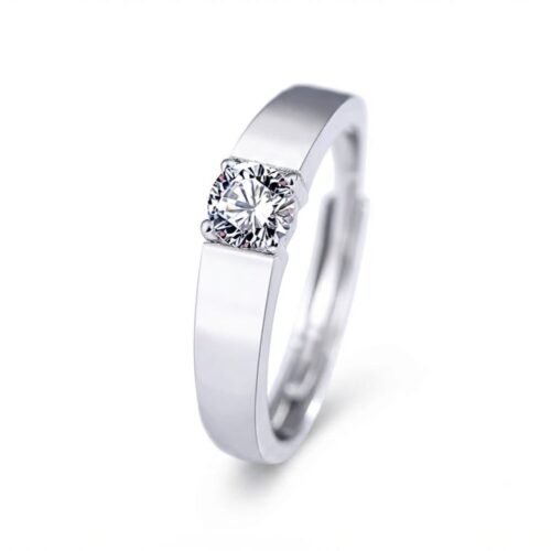 Classic solitare mens ring